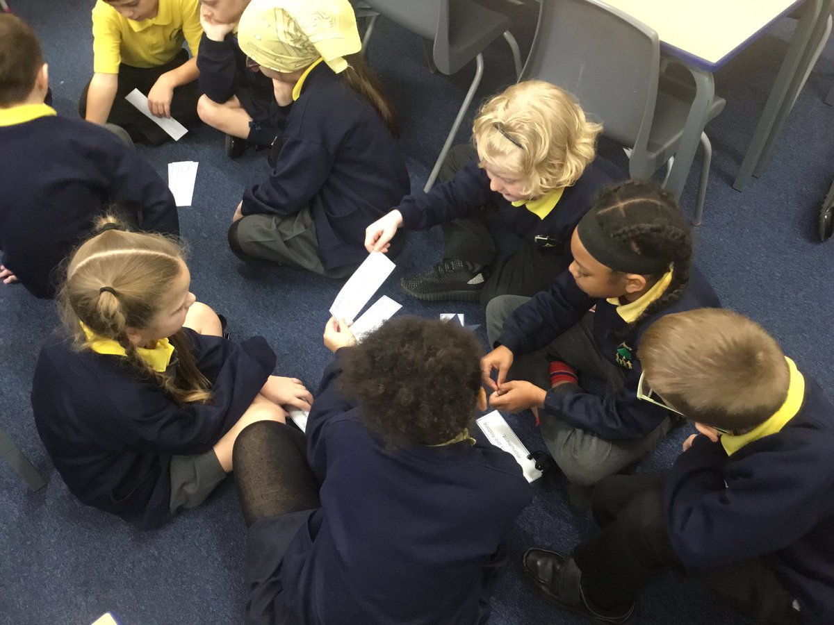 MissSweeney91's tweet photo. We are sorting statements out into facts and opinions in preparation of writing our own Stonehenge information text @PinehurstP #PinehurstEnglish https://t.co/4ggPRDoXtO