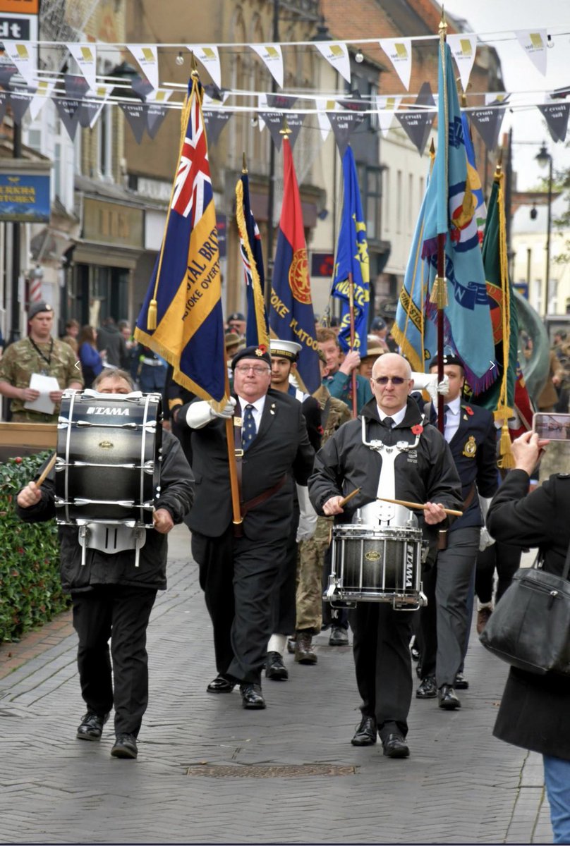 DefenceHindu's tweet photo. Over 750,000 #Hindus served in #WW1 & 1.5 million in #WW2. We've served in every major conflict since. On #RemembranceSunday, Surg Cdr Tayal was honoured to march with #Gurkhas & others in #Basingstoke. Because we remember too. #RethinkingRemembrance #LestWeForget #WeWereThereToo https://t.co/6Kw6O47DUM
