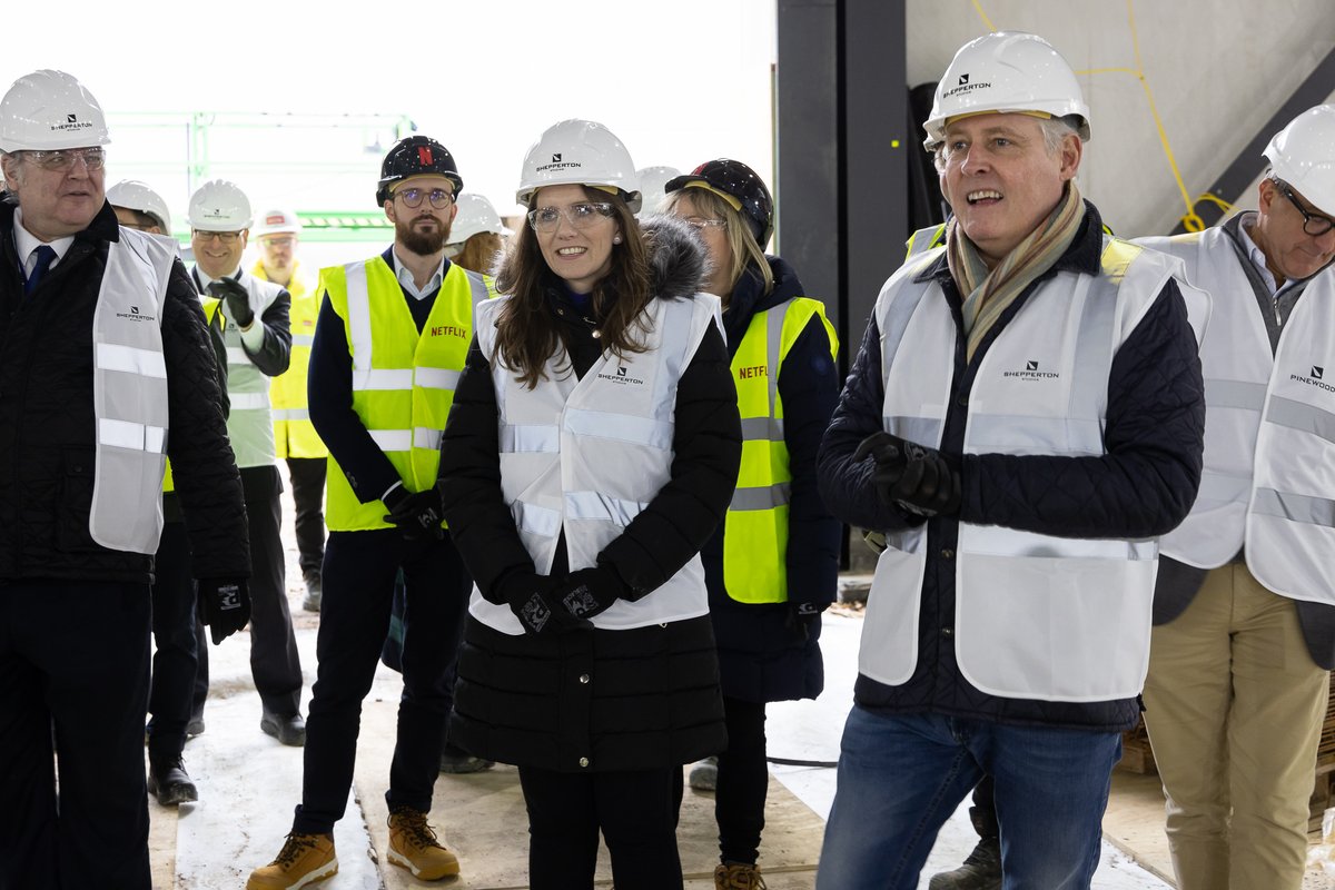 DCMS's tweet photo. Last week Secretary of State @michelledonelan met with Amazon and Netflix to discuss their long term commitments in film and TV production at Shepperton Studios and across the UK

As well as their continued support for developing the skills and talent pipeline of the future https://t.co/SiVbn9dzXS