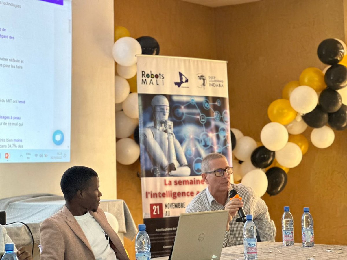ROBOTSMALI1's tweet photo. Nous somme à l’ITMA aujourd’hui 30 Nov 2022 pour la troisième journée de la Semaine de l’Intelligence Artificielle 

Le thème de cette conférence est sur les enjeux de L’Intelligence Artificielle #IA pour l’Afrique* https://t.co/UaMdAFhaPl