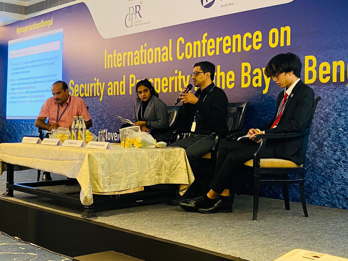 CPPRIndia's tweet photo. Mr Abhijnan Rej : "Non security threats are essential to consider within policy threats".
#internationalconferance2022 #security #maritime #prosperousbayofbengal
#CPPRIndia
#FnfSouthAsia https://t.co/27OxWPPogC