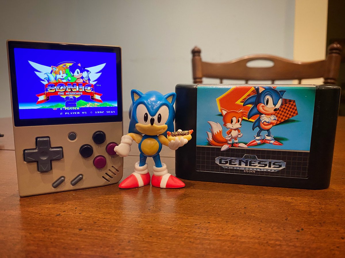 EshninerGaming's tweet photo. Sonic the Hedgehog 2 on the Sega Genesis! #sonicthehedgehog #sonicthehedgehog2 #segagenesis #videogames #chillydogs https://t.co/GmealUM9wO