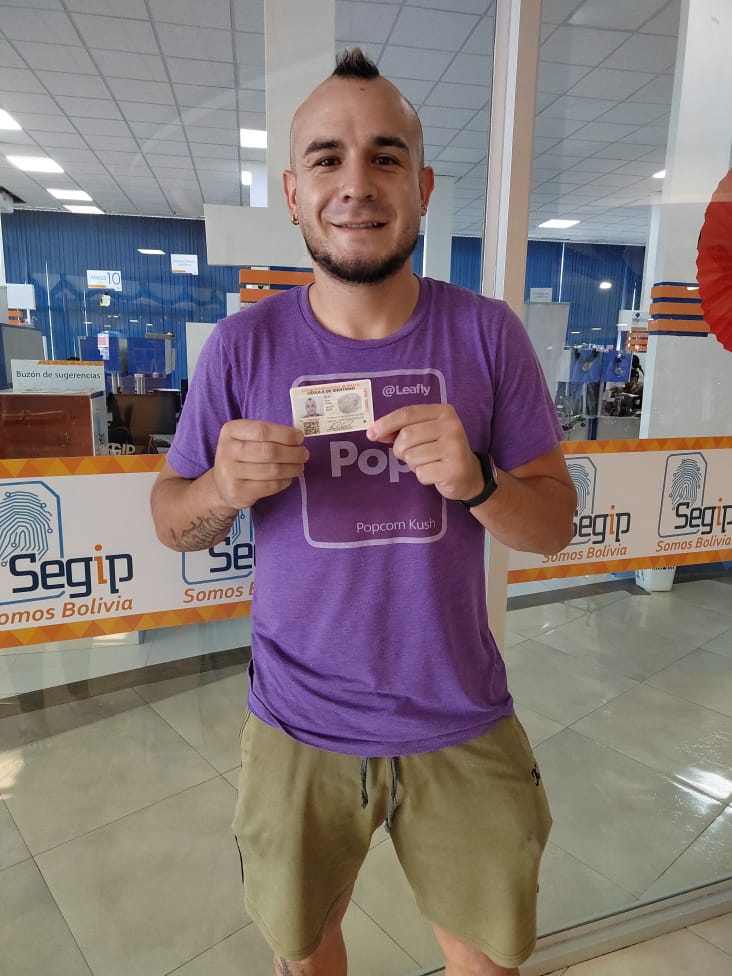 El volante Juan Pablo Gómez (ex <a href="/ClubAuroraCbba/">Club Aurora</a>, <a href="/ClubAlwaysReady/">Club Always Ready</a> entre tantos) recibió la documentación correspondiente y se naturalizó boliviano. Con última temporada en <a href="/SpLuquenOficial/">Sportivo Luqueño</a>, podría retornar a 🇧🇴 y no ocupar plaza de extranjero.