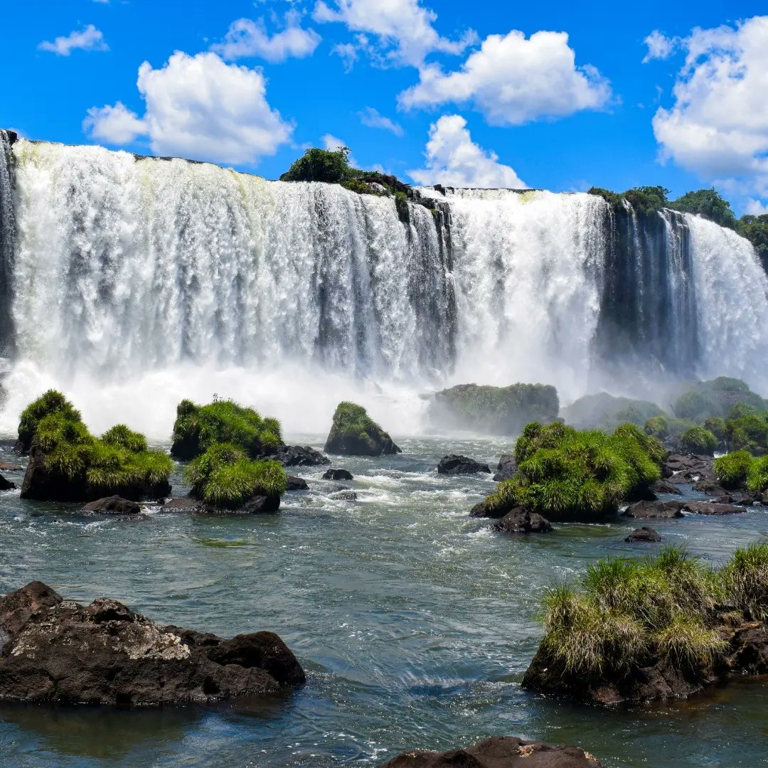 #legend has it that the #iguazu river was inhabited by a terrifying snake named M'Boi to whom the indigenous Guarani had to donate a girl as a sacrifice once a year. 1/5