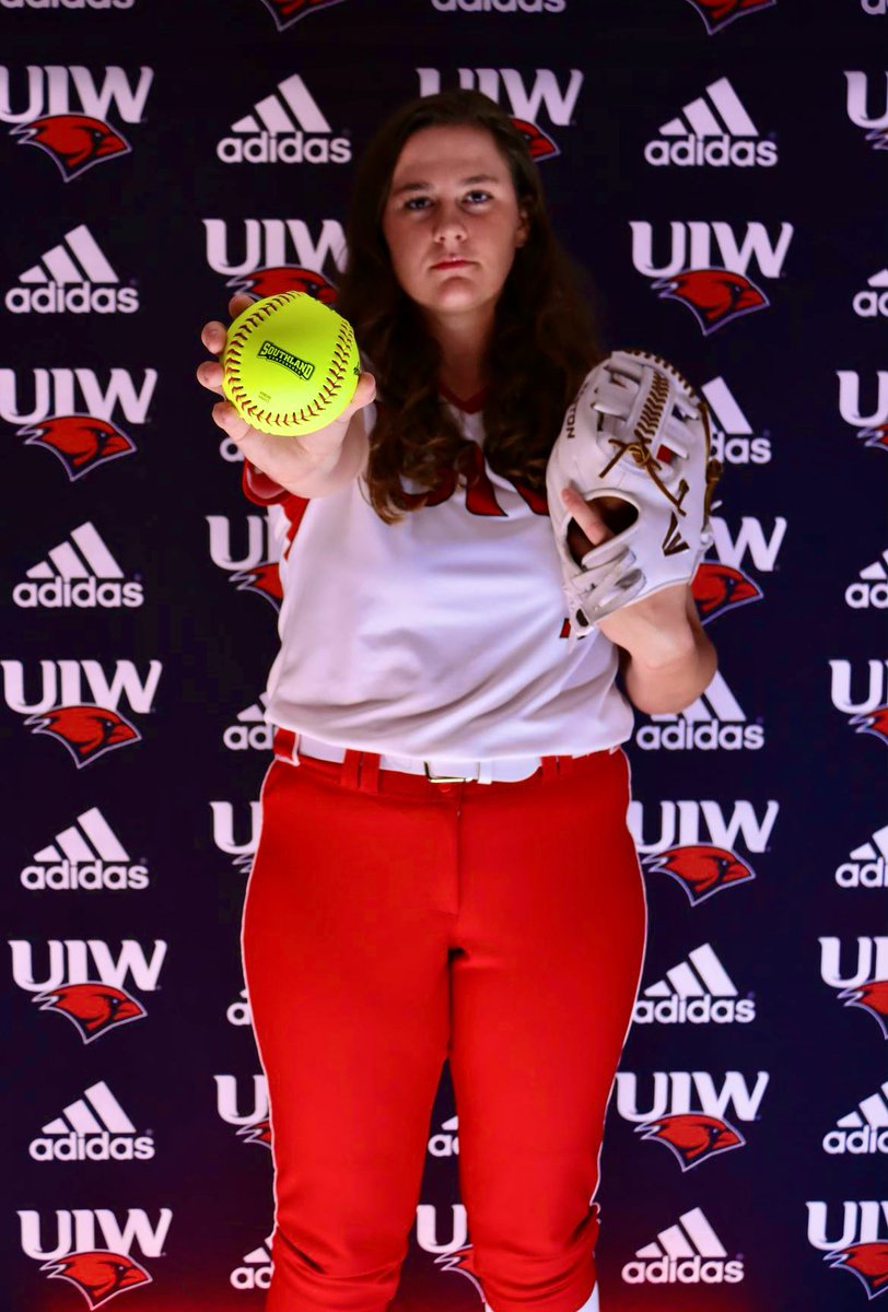 AnistynFoster23's tweet photo. I had so much fun learning about @UIWSoftball ! Thank you @deanofsoftball5, @robynleightonn @hunter_bunch10, and the rest of the staff for a great visit! I loved it! https://t.co/WO65hFsotM