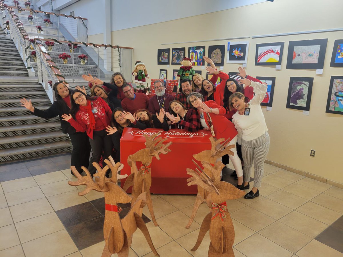 ms_mena7's tweet photo. Even when the ride takes a sudden turn we stay in sync doing the work for our students ! Happy Holidays from your SISD IOโs & LCโs ๐ ๐ #SISDProud https://t.co/rDUhNkZ8C3