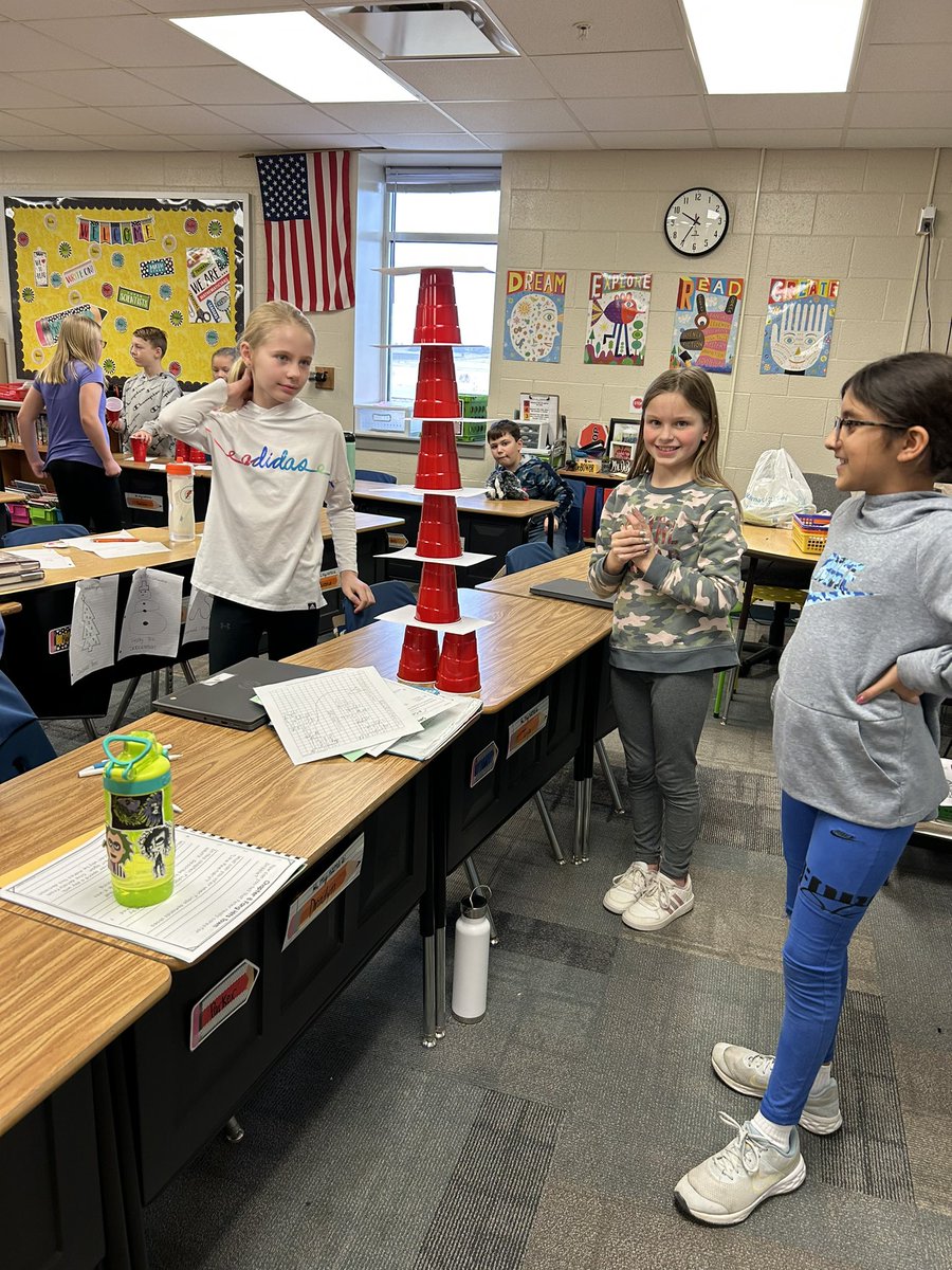 CaitlinDebower's tweet photo. Team time Wednesday was full of fun cup challenges! @lakeviewvikes https://t.co/HE8pkNZbLF