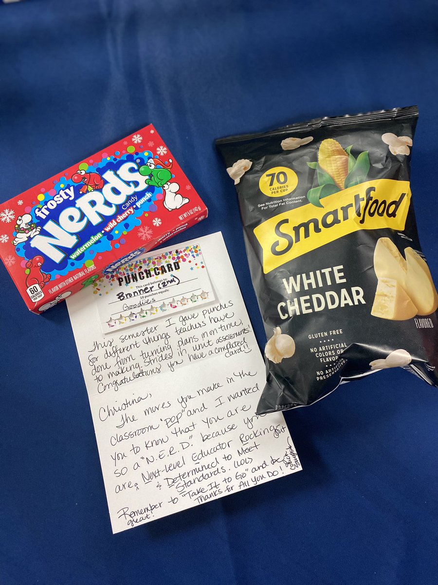 MsCBronner's tweet photo. Omgggggggg With all the demands, commands, extra unplanneds, and sometimes reprimands… it’s so nice to be recognized, celebrated, and appreciated. Thanks @TeachSingleton This was very sweet. 😍😍😍 #sweetgesture #parklanesoars @Parklane_Eagles https://t.co/PLvvtQ4rAD