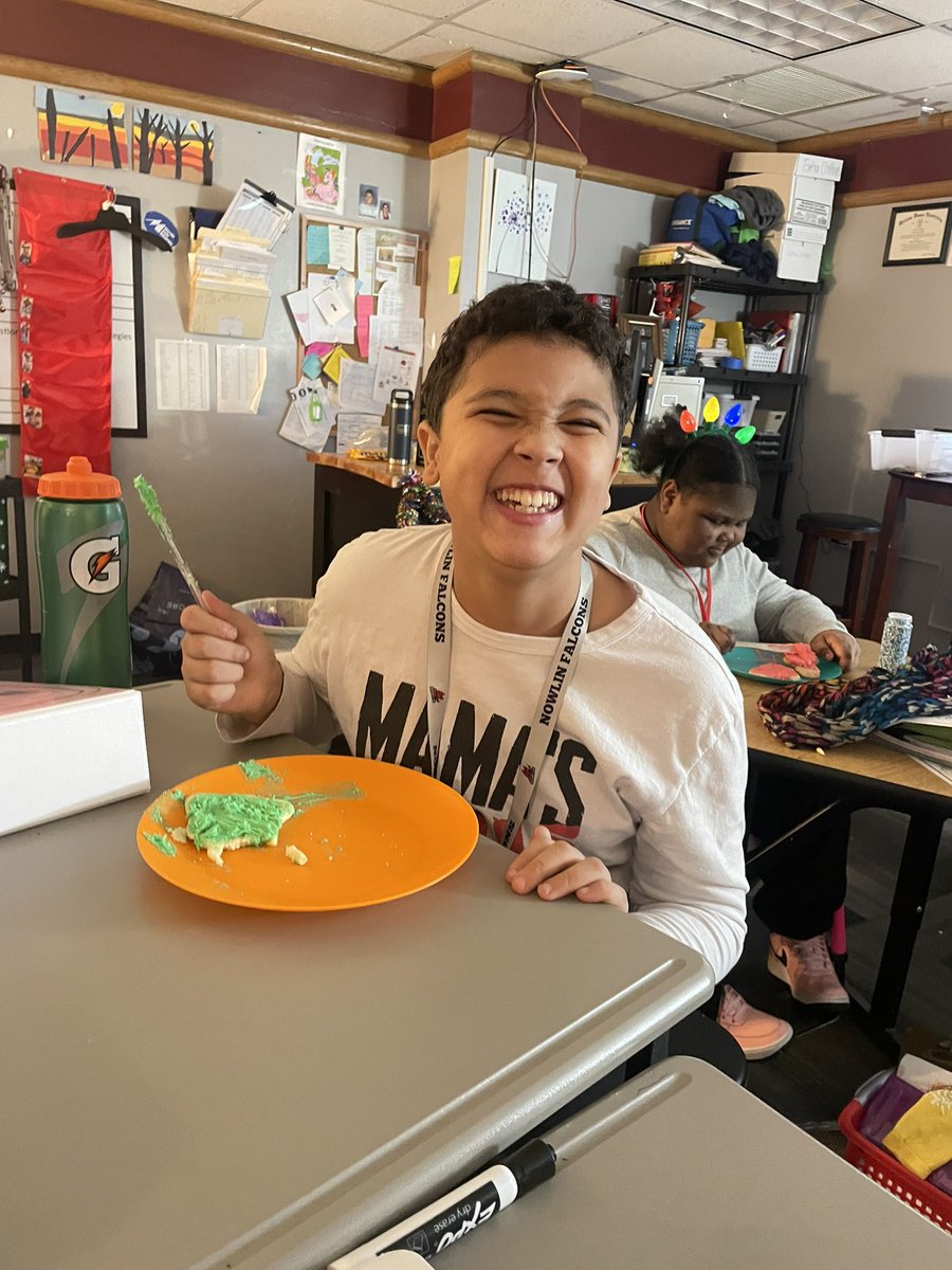 Mrs. Hefta tweet media