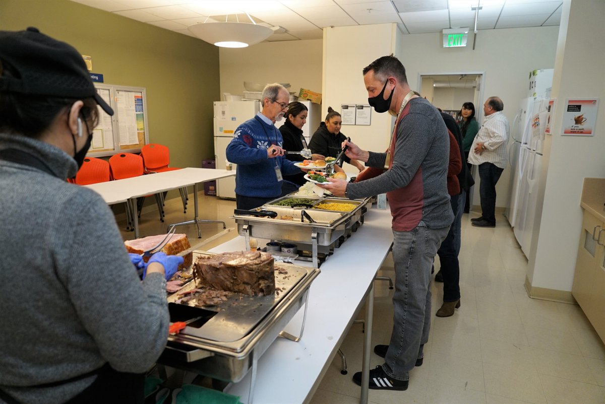 FlySJC's tweet image. Team get togethers are the best ❤️ The annual SJC #HolidayParty was a success! Thank you to our wonderful Finance team for putting it all together this year. #airport #flysanjose