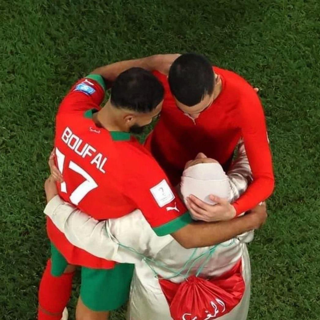 dralaahafiz's tweet photo. أنتم أبطالنا! You are our champions!
We are so proud of you ♥️
#dimamaghrib 🇲🇦🇲🇦🇲🇦🙌🏼

#worldcup #morocco #qatar2022 https://t.co/mKMEaZQtvH
