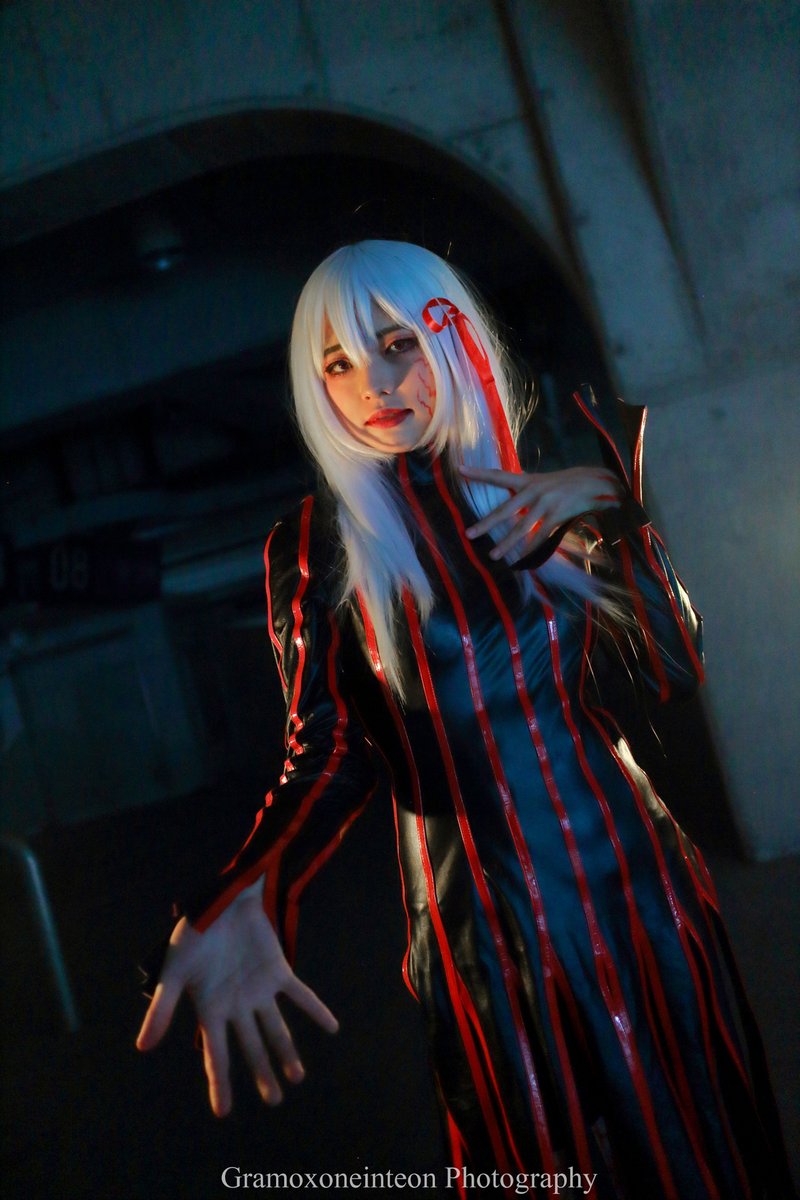 메리님

페이트/스테이나이트 헤븐즈 필 - 마토 사쿠라 마키리의 잔