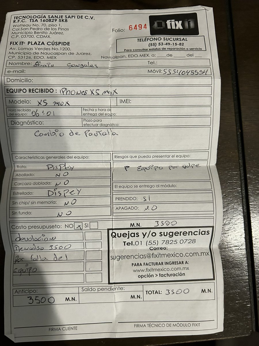 elefraino's tweet photo. @OficialFixit Esta es la nota y la persona encargada del Fix It de la Cuspide en Lomas Verdes, no me ha regresado el dinero. Le he llenado 4 días seguidos y su número aparece apagado…. https://t.co/fSccJ0sobB