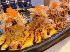 zhantachuangtu1's tweet photo. Japanese food store in Chinatown https://t.co/LRlch5UZTc