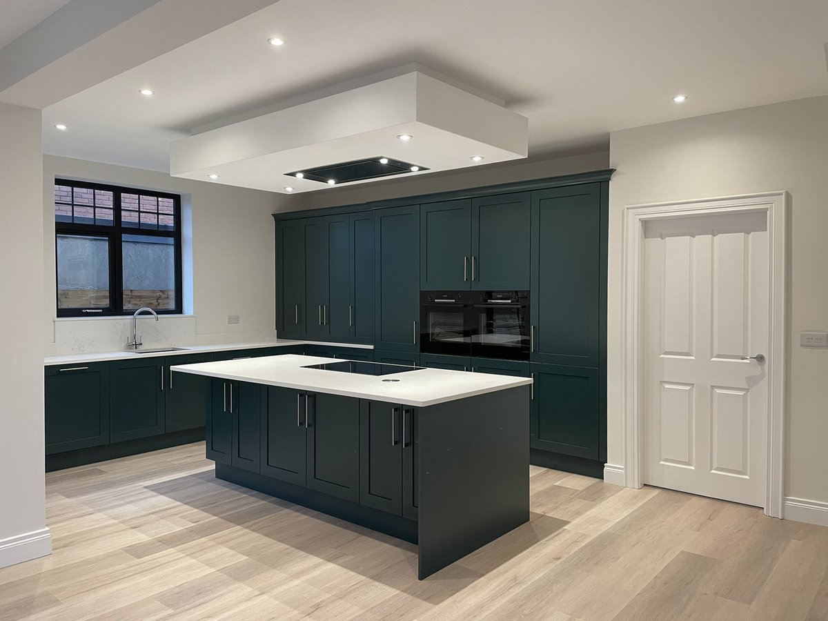 DistinguishedHL's tweet image. Delighted to successfully hand over our 1st home today. 

Purchasers very pleased with the build and their bespoke selections.

8 months duration from demolition to completion.

Many thanks to our team and all sub-contractors &amp;amp; suppliers.

Now onto the next one… 
@propertypal