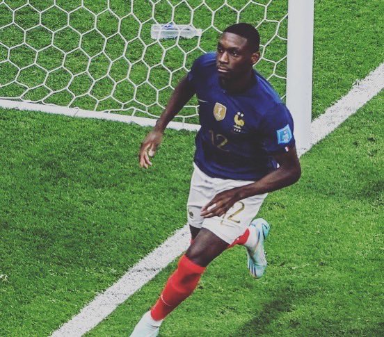 ftbllanalytics's tweet photo. Hey! Auch am späten Mittwochabend habe ich noch einen Beitrag für euch! Heute gibt es frisch nach dem zweiten Halbfinale die Review zu den beiden Partien! Wie Frankreich und Argentinien ins Finale eingezogen sind habe ich eich dabei beschrieben! #FIFAWorldCupQatar2022 #ranFußball https://t.co/xRCuPHbwdS