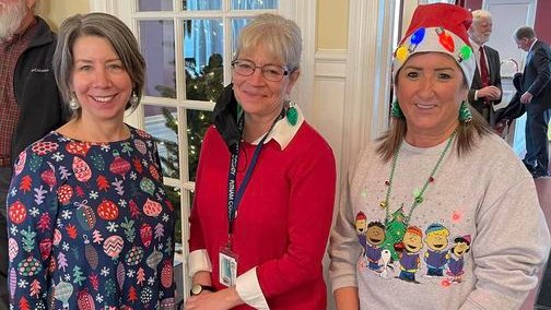 PutnamCountyDA's tweet photo. Fantastic holiday parties by Putnam County Office for Senior Resources! Great food, fun, and friendship had by all! https://t.co/ks8r6USSbR