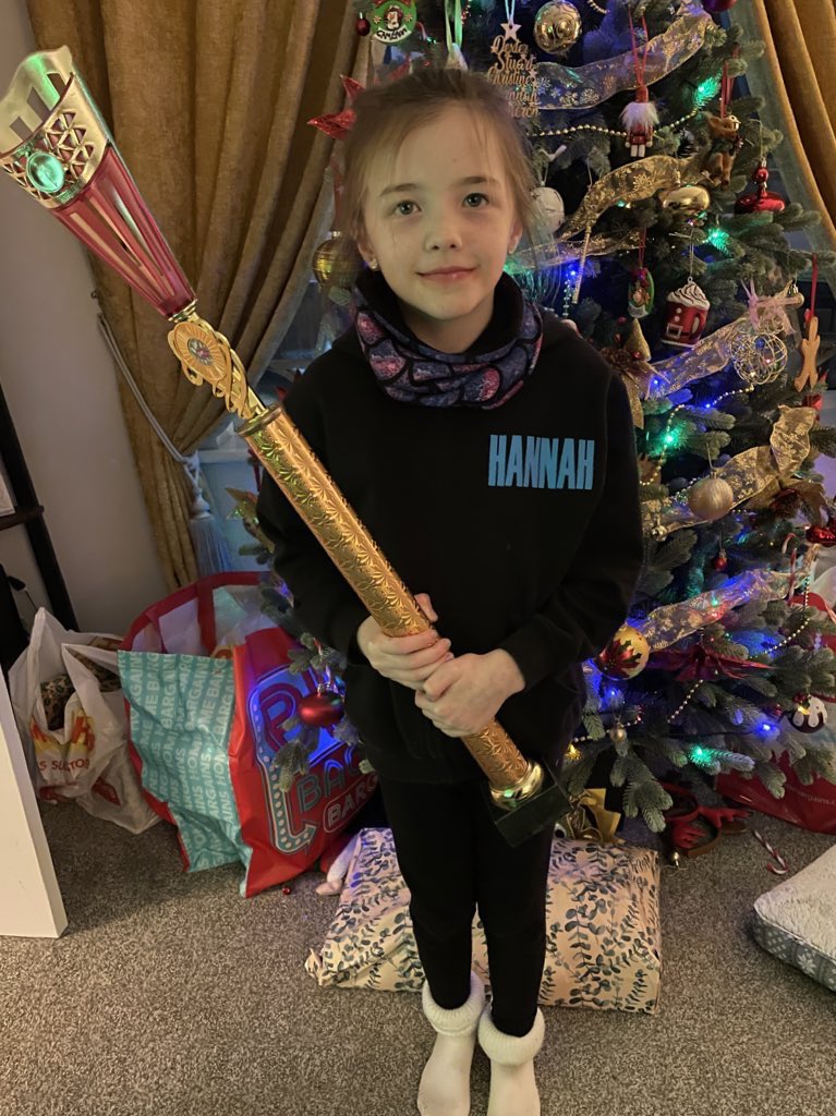ChrisM2382's tweet photo. H delighted to get dancer of the week at her class tonight 💃🏻🎄🌟🏆 @MissRaufP4 @SportGreenhill @GreenhillPS (a bit too big to bring into school tomorrow! 🫣) https://t.co/OQXhD4gcbA