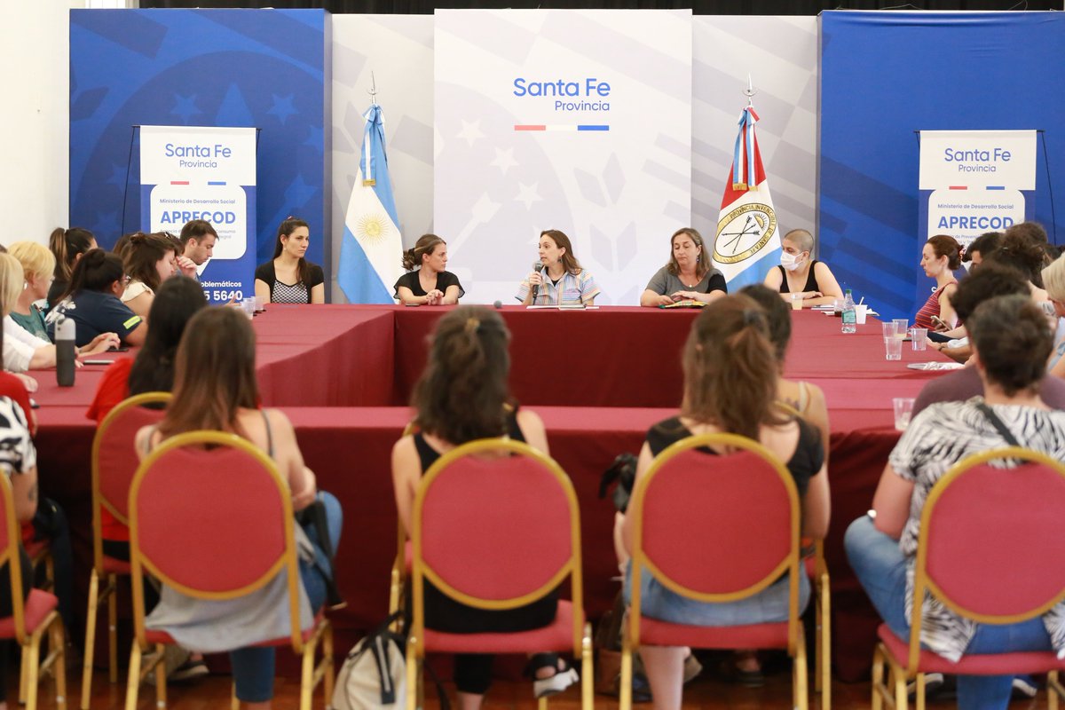 aprecod's tweet photo. 📌Desde APRECOD en conjunto con veinticinco instituciones y organizaciones que forman parte de la Red Provincial de Prevención y Abordaje de los consumos.
#santafeconvos
#EnSantaFeHacemos
#consumoproblematico https://t.co/Bc94YrSZ4O