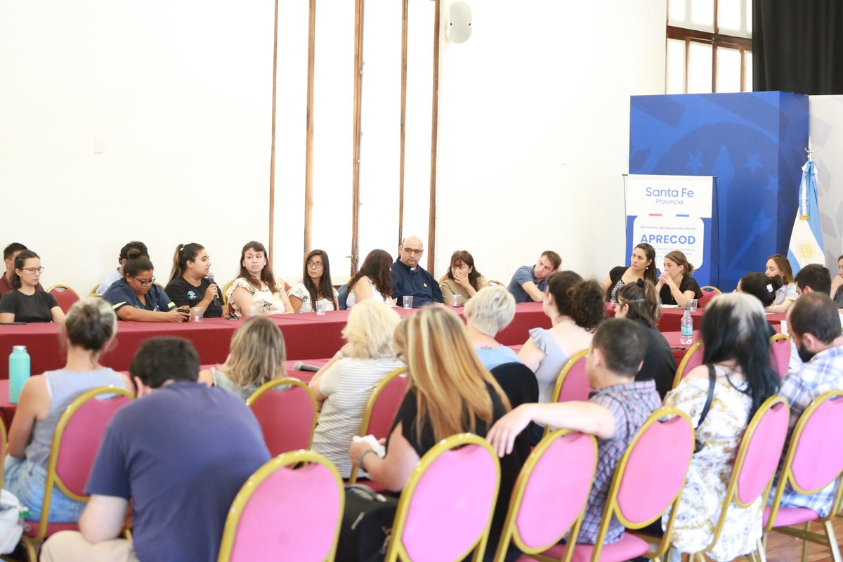 aprecod's tweet photo. 📌Desde APRECOD en conjunto con veinticinco instituciones y organizaciones que forman parte de la Red Provincial de Prevención y Abordaje de los consumos.
#santafeconvos
#EnSantaFeHacemos
#consumoproblematico https://t.co/Bc94YrSZ4O