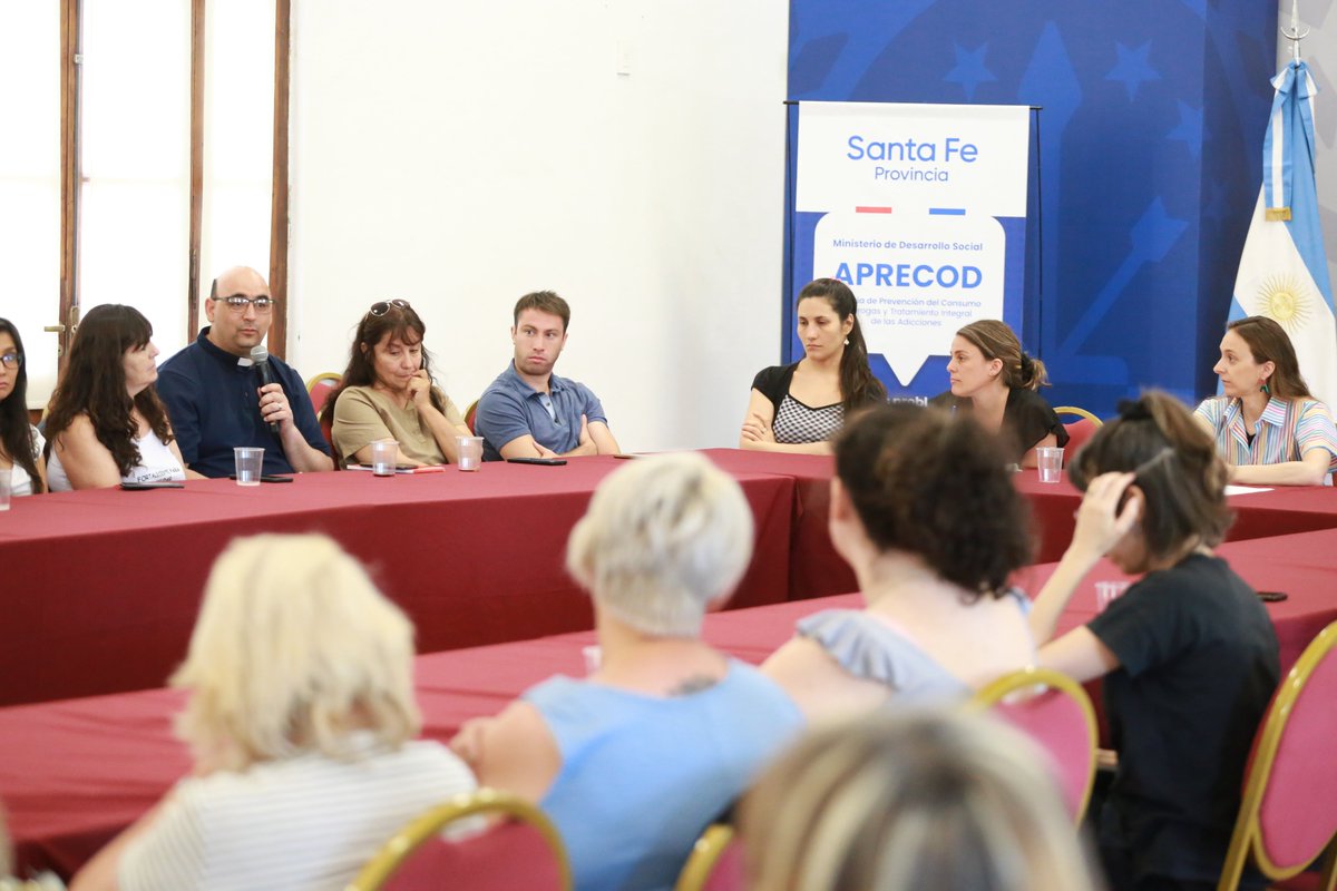 aprecod's tweet photo. 📌Desde APRECOD en conjunto con veinticinco instituciones y organizaciones que forman parte de la Red Provincial de Prevención y Abordaje de los consumos.
#santafeconvos
#EnSantaFeHacemos
#consumoproblematico https://t.co/Bc94YrSZ4O
