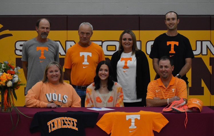 sportsinkansas's tweet photo. Sports in Kansas: Looking at signings and trends behind KS commits in girls' sports - notably basketball, wrestling and volleyball - by @cnichollHays 

VIEW: https://t.co/S6gnV6611b

Powered by @MammothBuilt @WatcoRail @SAFEks @nextechwireless @AmericanImp @crawkantel https://t.co/9da2J1FBLw