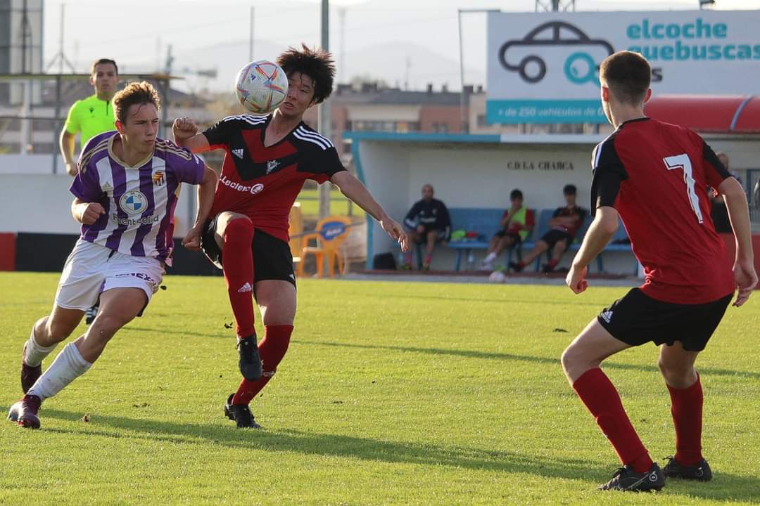 城彰二　バリャドリード 背番号25 城彰二 2000年、Jリ…：サッカー・スペイン1部リーグの日本選手 写真