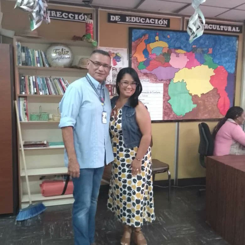 #14Dic 2022. 
<a href="/dgei_mppe/">Dirección General Educación Intercultural MPPE.</a>  Felicita a la Profa. Maryelin Ramos. Hoy en el Directorio del <a href="/ViceComunidades/">Viceministerio de Comunidades Educativas</a> fue designada como Directora de Línea de Educación Indígena. Le deseamos todo el éxito en esta nueva etapa de su profesión.
<a href="/WuikelmanAngelP/">Wuikelman Angel P.</a> <a href="/_LaAvanzadora/">Yelitze Santaella</a> @MPPEDUCACION