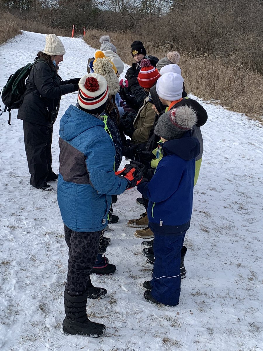 TdsbKeele's tweet image. Working together to get the job done feels great!!