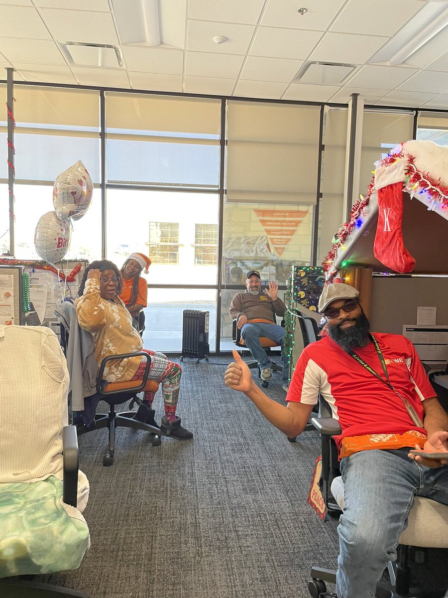 Kelli Watson tweet media