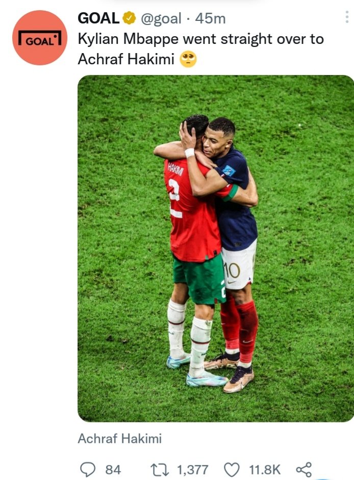 HasnaeAddioui's tweet photo. 🌍🇲🇦 Thank you for Everything! EVERYTHING! Keep your Head Up! 
You have won millions of hearts❤️😉
Big congratulations to France 🇨🇵 👍
#DimaMaghrib #Gratitude #Love #Faith #Friendship 
@AchrafHakimi @KMbappe https://t.co/djJfM2HTOD
