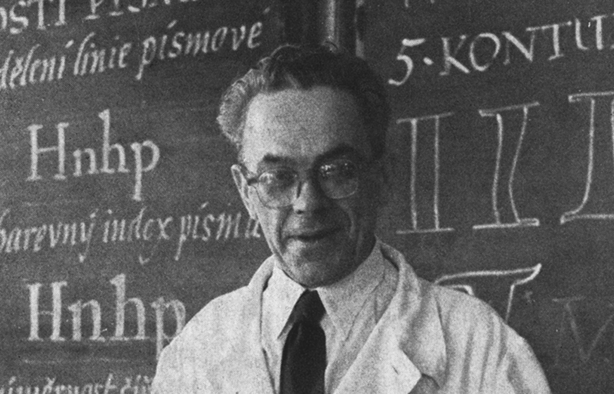 typotheque's tweet image. As a teenager, I discovered type design via books by Oldřich Menhart, which were in every public library in then-Czechoslovakia. Today, I am pleased to see that his heritage is preserved and ⁦@SCTF⁩ published this huge project about his work. 🙌 oldrichmenhart.com/blog/about/