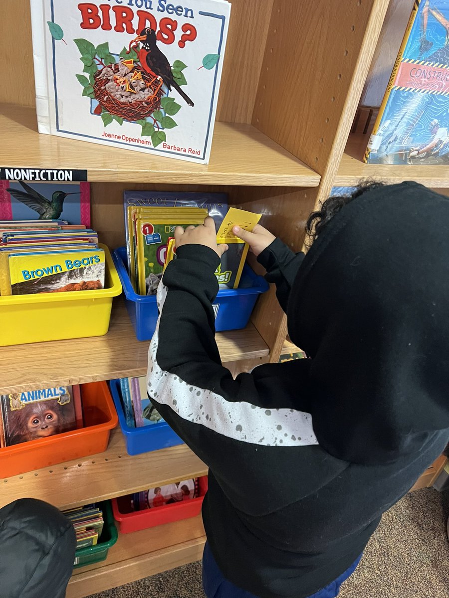 These treefrogs decided to spread kindness by leaving bookmarks in books for others to find. Keep an eye out next time you swing by the library. How will you spread kindness today? <a href="/tcelibrarian/">Stephanie Ames Powell</a> <a href="/PosProject/">The Positivity Project</a> <a href="/TurnerCreekES/">Turner Creek Elementary</a>