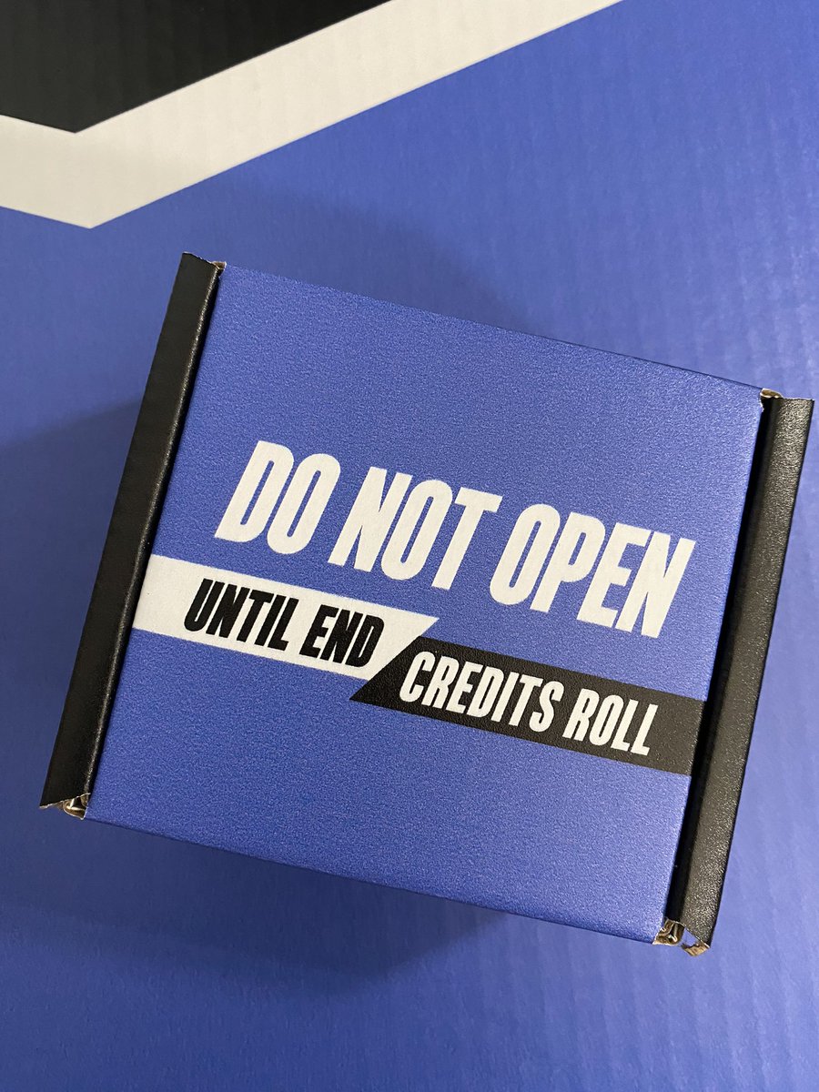 OMG check out the items that were inside the Crisis Core box from <a href="/SquareEnix/">Square Enix</a>! 

A Solider Jacket, Steelcase, and a secret package I can’t open until after the credits?! 👀 

Thank you so much for the gift!!!