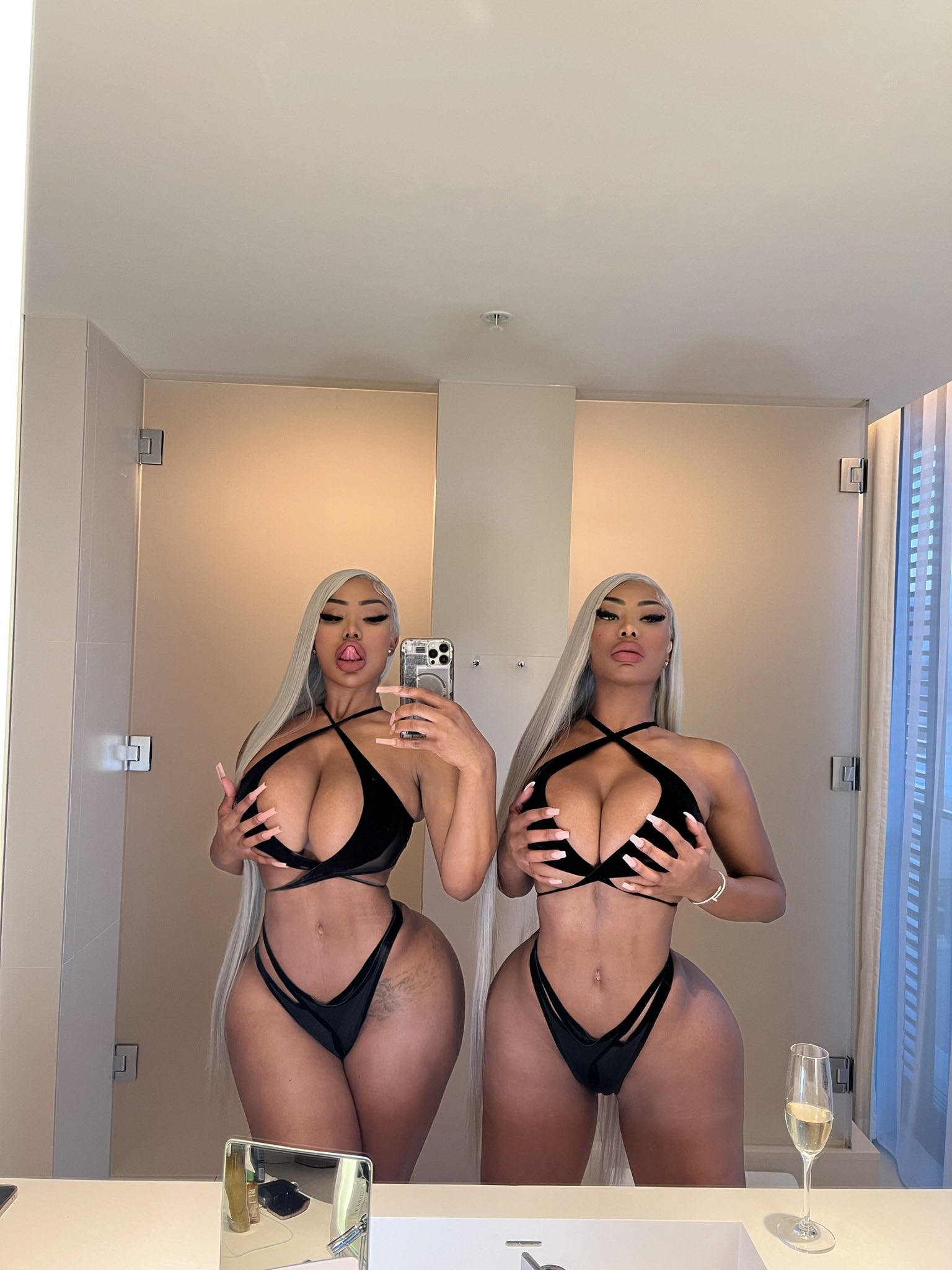 TW Pornstars - Shannade Clermont. Twitter. sister wives 🖤. 10:16 PM - 14  Dec 2022