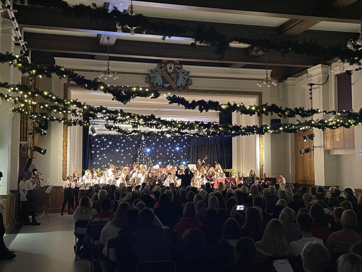 MarrColOfficial's tweet photo. A truly outstanding Christmas Concert this evening. Huge well done to @MarrColMusic and to the amazing performers. Thanks also to stall holders and everyone @MarrHome @MarrArtDesign @MarrDesignTech @MarrAllies @MarrPC_Suggest 🎄🎶 https://t.co/2WZx9xlYiR