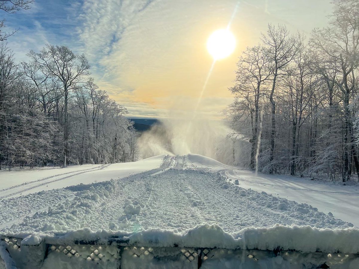 Bristol Mountain tweet media