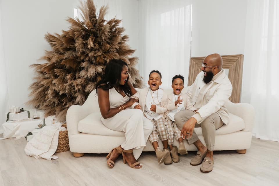 Can you believe it is almost Christmas?!
What is on your wish list? 
A new camera or maybe a pack of lens caps🤔
📸Lindsay Ann Photography LLC, #CloudSpotCommunity