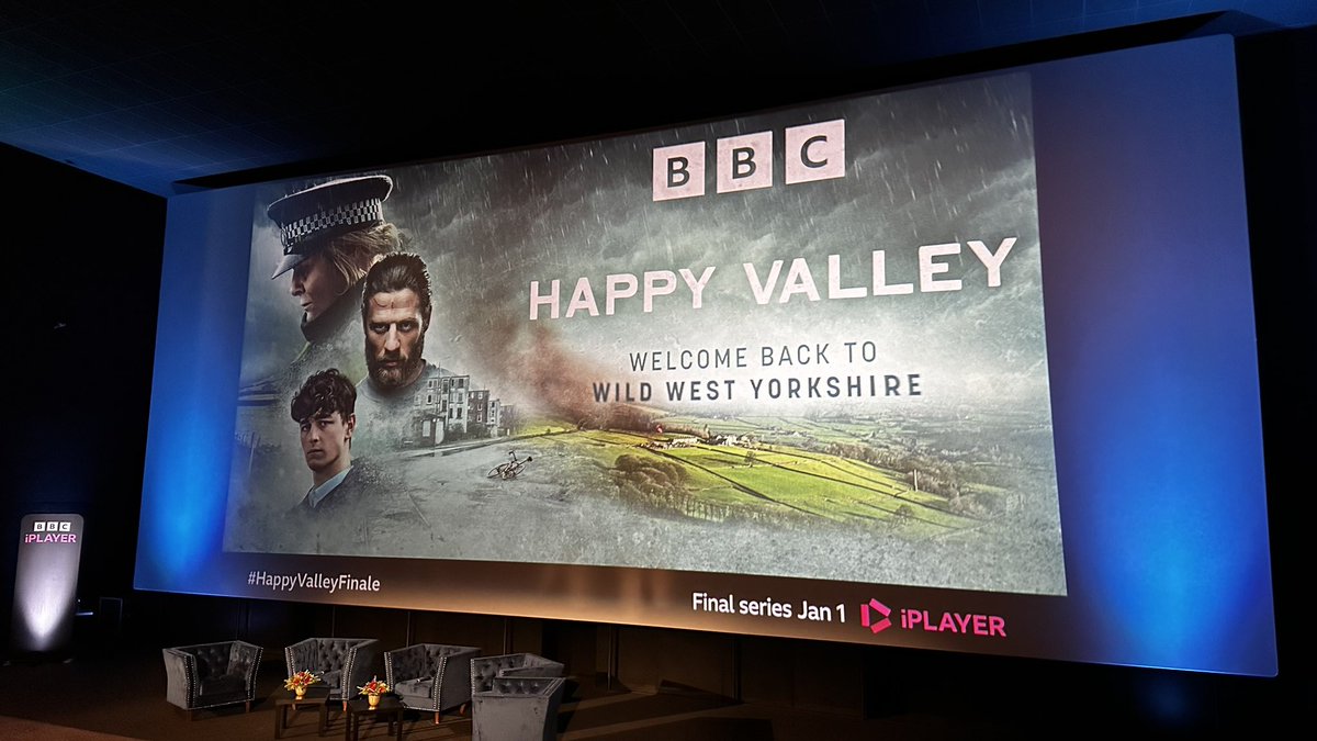 yorkshireguy's tweet photo. You are in for a treat for #HappyValley Series 3. Ep 1 absolutely brilliant, can’t wait to see the rest of the Eps. Fascinating to hear from the Cast Q&amp;A too as they bring the Series to a close. Great night, thanks @BBCNorthPR Team. @happyvalleybbc returns 1/1/23 #MadeInHalifax https://t.co/KQWPWC8e6n