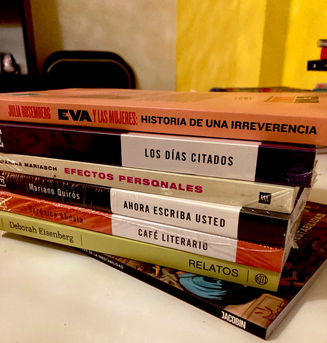 tododoble's tweet image. Llegó viva mamá, compañeros. 
Send paciencia. 
🦄🦄🦄