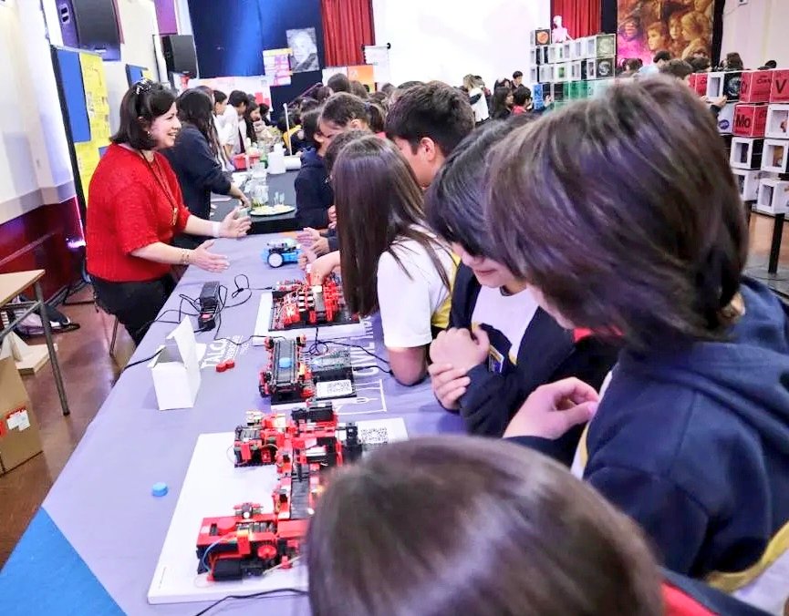 Sabías ❓ Estuvimos en la feria científica del Colegio <a href="/Maristas_ISM/">Colegio Marista Curicó - Instituto San Martín</a> 🧐😀 Somos #IndustrialUTalca #ICIUTalca #ADM23 <a href="/ingUtalca/">Ingeniería UTalca</a> #EvolucionaSinLímites