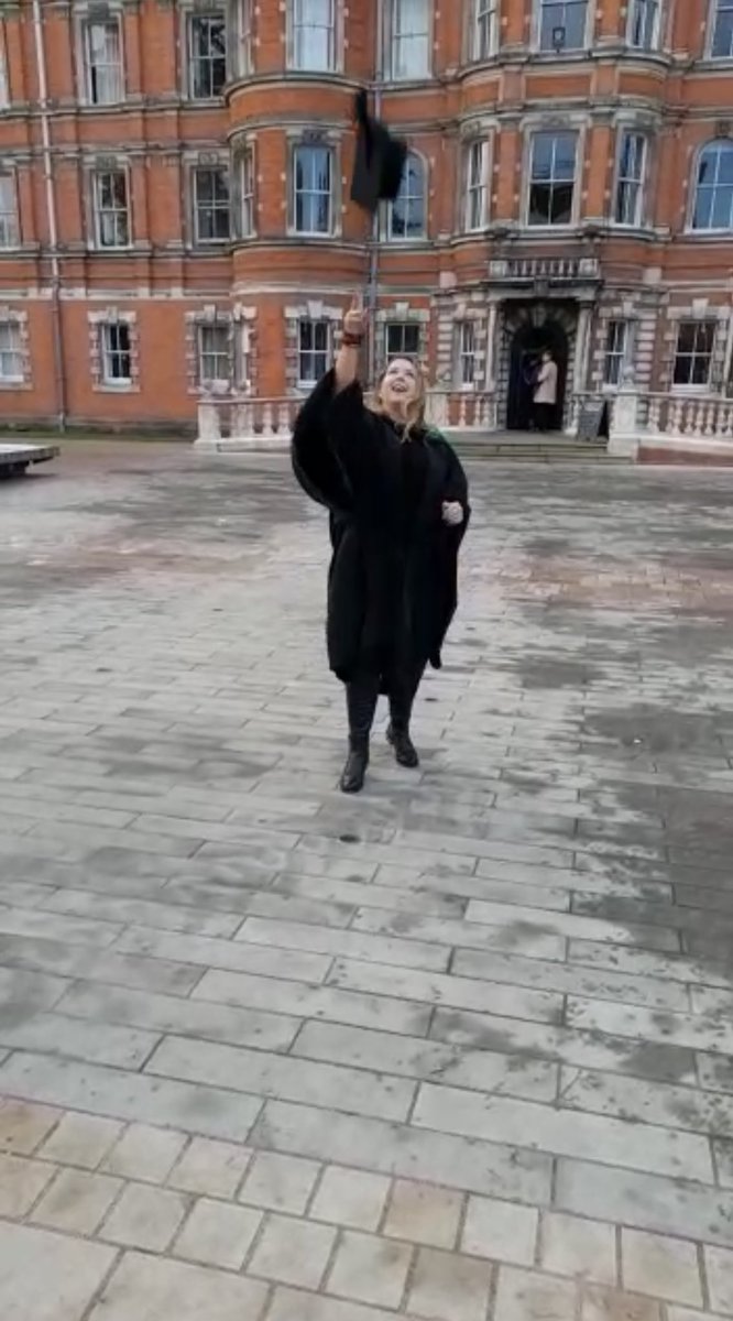 london_cornish's tweet photo. Graduation day at @RoyalHolloway https://t.co/bD8zoJbcfU