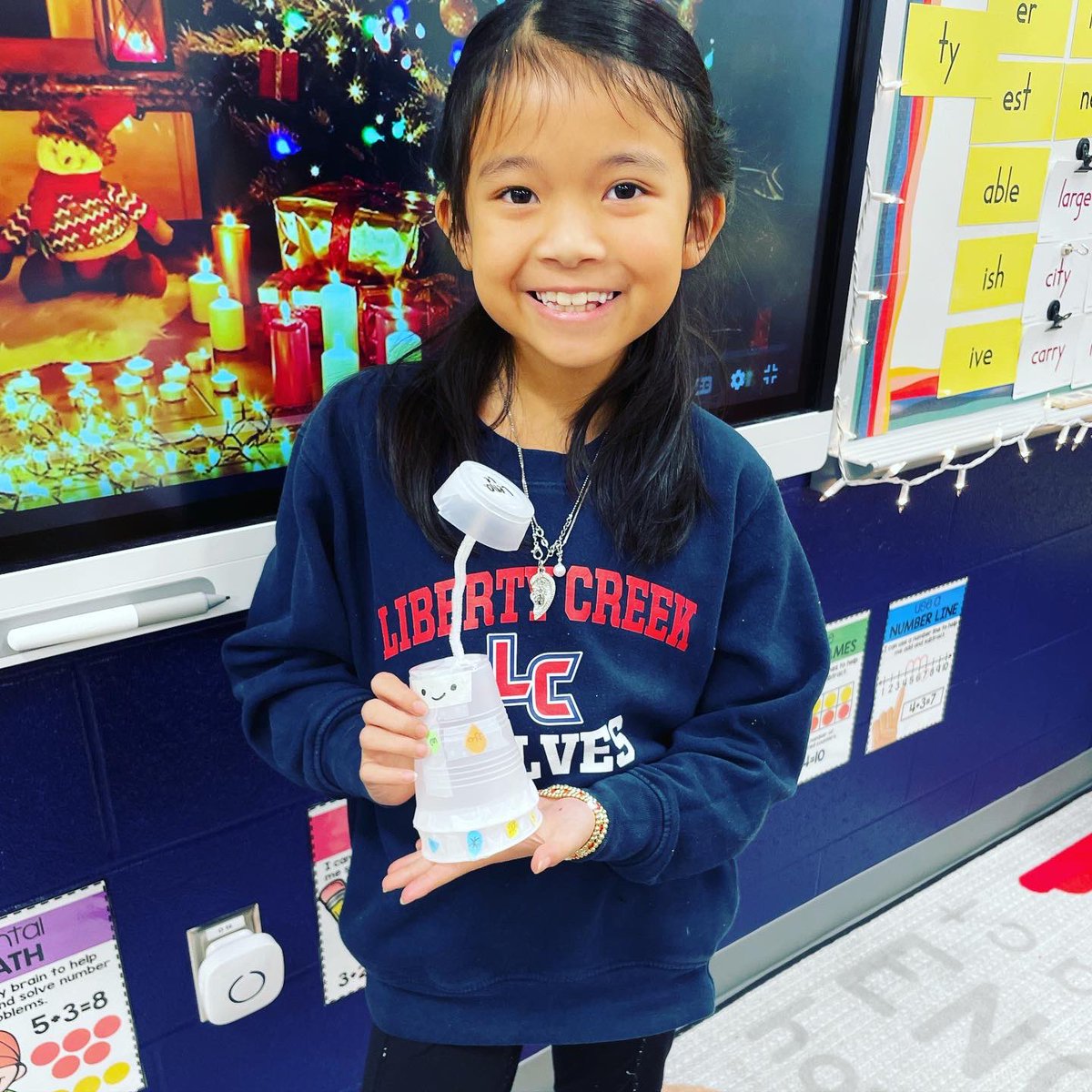 tinastarnes79's tweet photo. We had our STEAM Movie/Challenge today in 2nd Grade. We watched The Ultimate Christmas Present and created our own weather machines! #LCEWolves #StarnesStars #UltimateChristmasPresent #SumnerAchieves https://t.co/s42nCLh8eY
