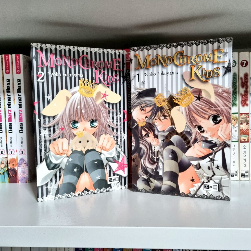 SweetImperia's tweet photo. Ein neues #PartnerReading hat gestartet. Diesmal geht es mit @MashiroShiina87 und @JannySparrow einer weiteren Reihe von Fukuyama an den Kragen. 
Die ersten Bände hatte ich vor Jahren schon gelesen und so konnte ich mich an vieles noch erinnern. Gefällt mir bisher gut 😊 https://t.co/BK6jphdCUF