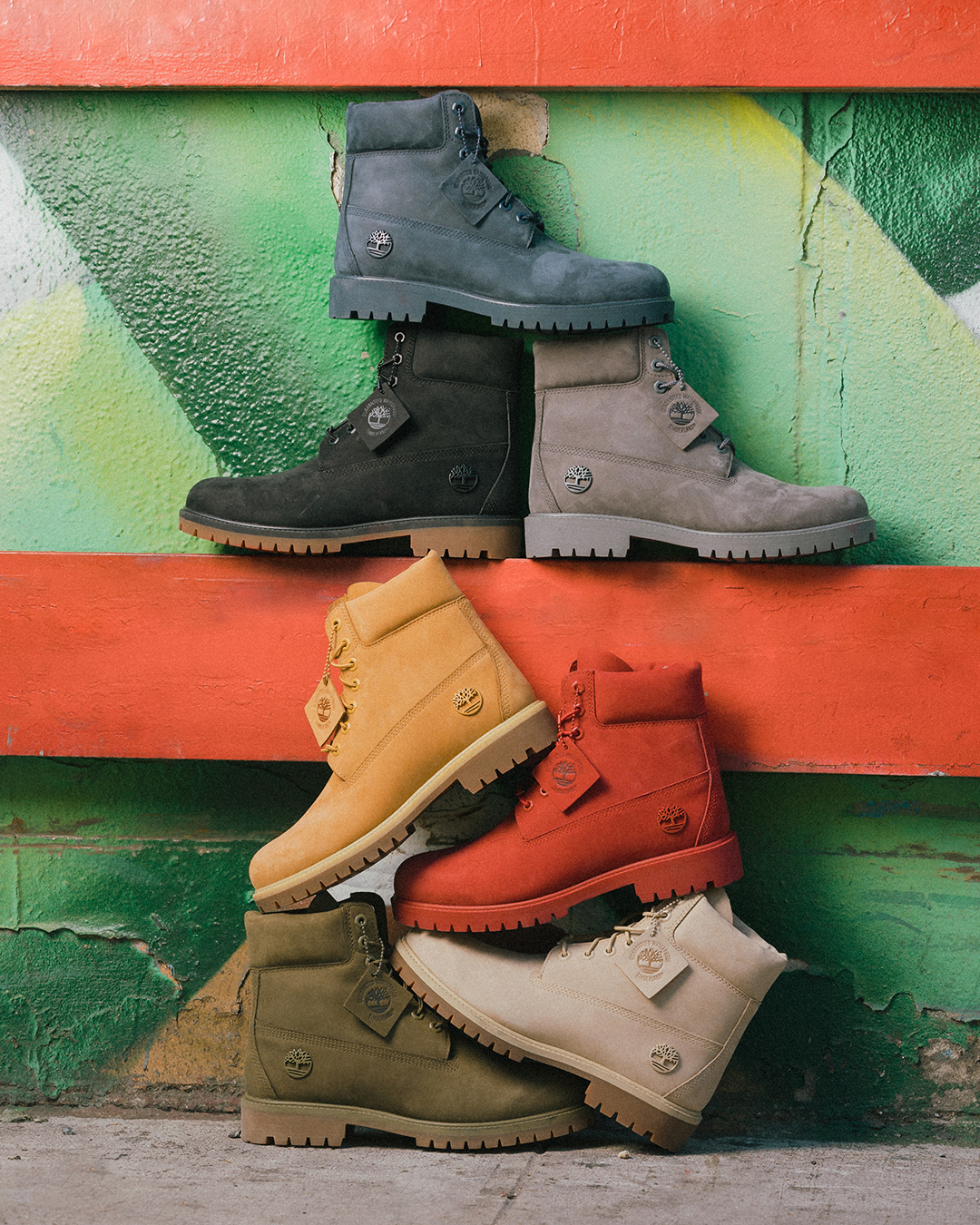 herfst passagier Boekhouding Foot Locker Canada on Twitter: "Need boots for the incoming snow? 🥶❄️ Gear  up with the #Timberland 6" Classic from the 'Point of Hue' collection  available exclusively at Foot Locker online &amp;