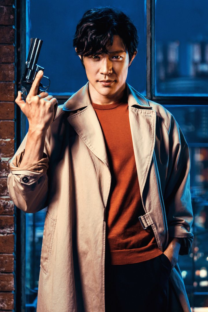 Netflix on X: City Hunter, a live action feature film adaptation of the  legendary manga, is coming in 2024 with Ryohei Suzuki playing Ryo Saeba and  Yuichi Sato directing.  / X