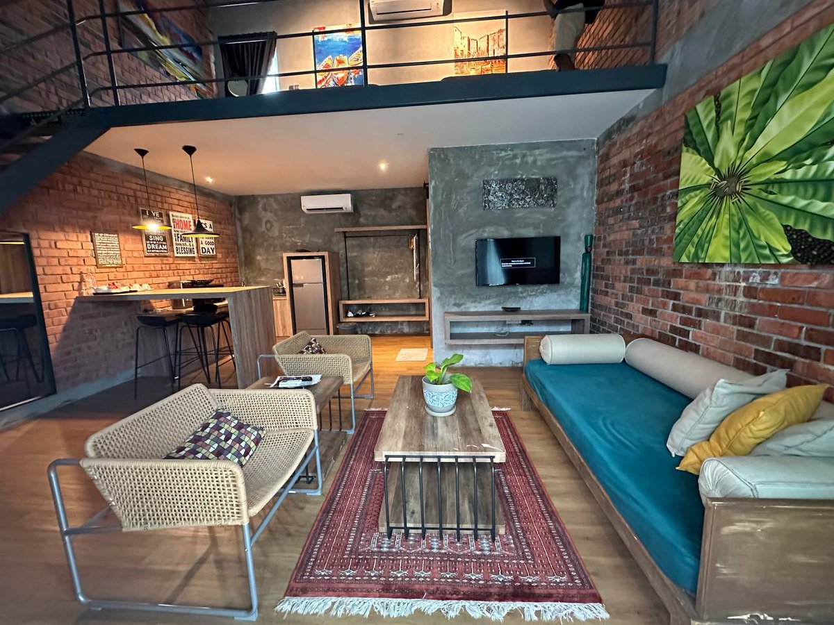 staycationig's tweet photo. Best place to stay in Langkawi. Dekat Pantai Cenang jerr guys. Korang nakg cari makan pun senang area situ. Betul-betul depan underwater world.

📍Arch Studio Cenang, Langkawi https://t.co/P1XeSJ02l8
