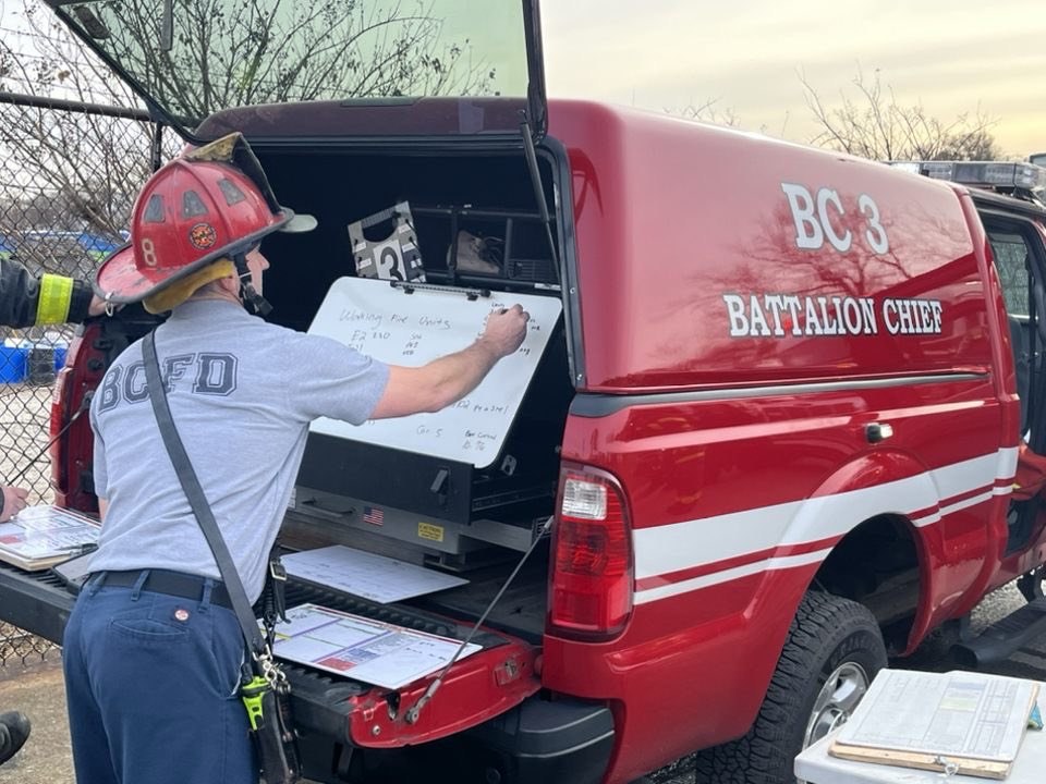 BCFDL734's tweet photo. Thanks to BCFD Admin for following the recommendation from the Stricker Report. Here is a new Battalion Technician in action. It’s staffed by a member who assists the Battalion Chief with incident management &amp; accountability. It also complies with @NFPA &amp; makes our scenes safer. https://t.co/lbqDmaVlmh