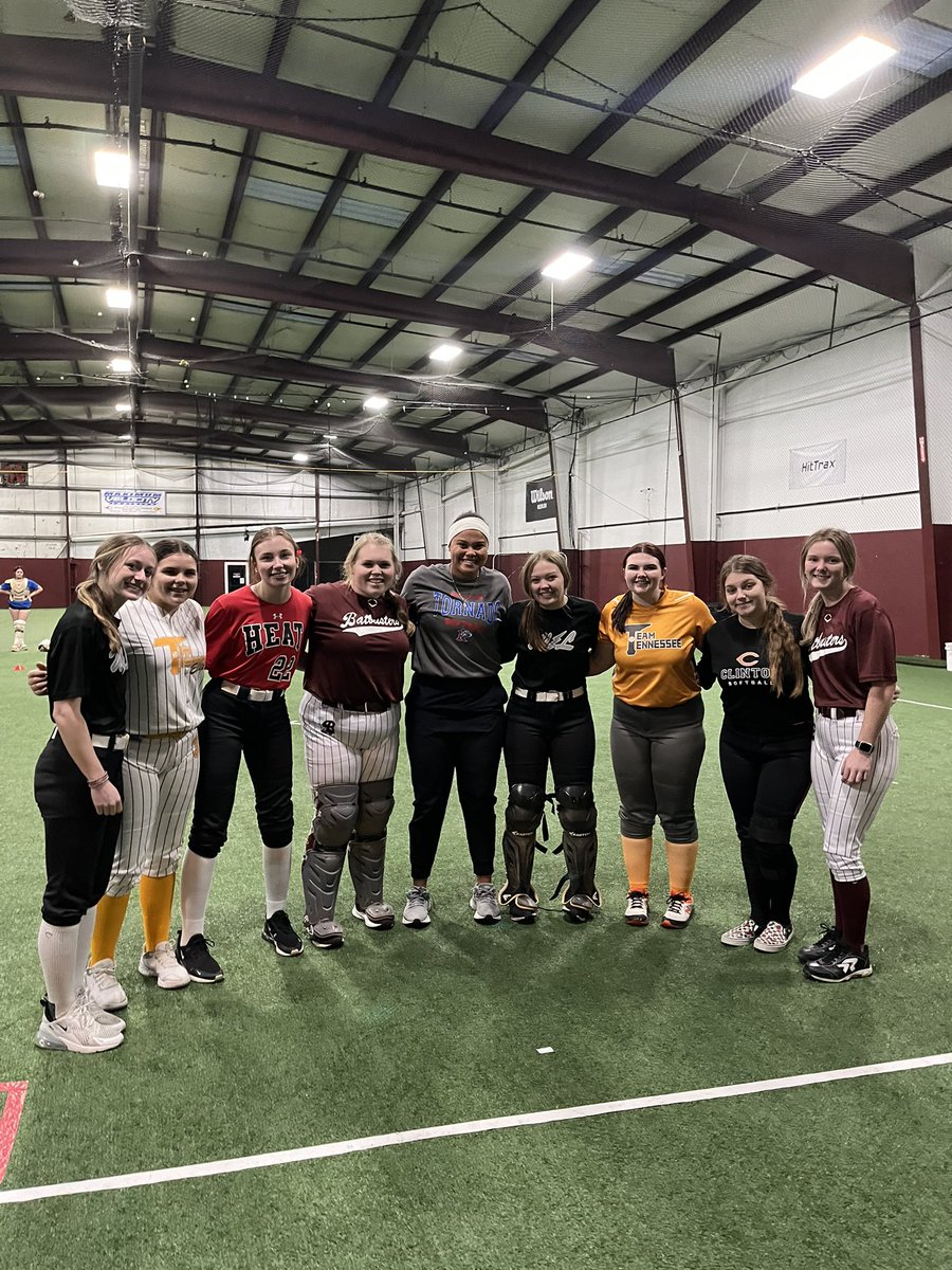 marissa_eccles's tweet photo. Had so much fun traveling up to King University. I cant wait to come back up in the future!! @kyleighmpayne @KingUSoftball https://t.co/JM38Ow6Ryx