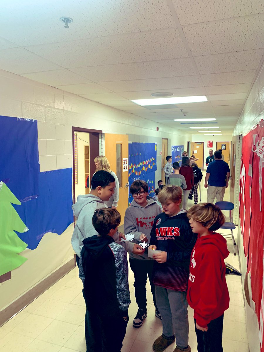 TabRivas's tweet photo. 6th graders are all in for the @rms_htsd  Hallway Decorating Contest! Stay tuned for the final reveal 🥳 @_htsd @jlweb14 #schoolspirit #sneakpeek https://t.co/c3e2J1IHvo